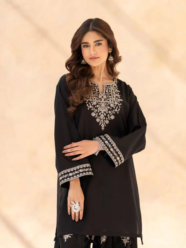 Aliyah Cotton Embroided 2 PCs (Farshi Shalwar)