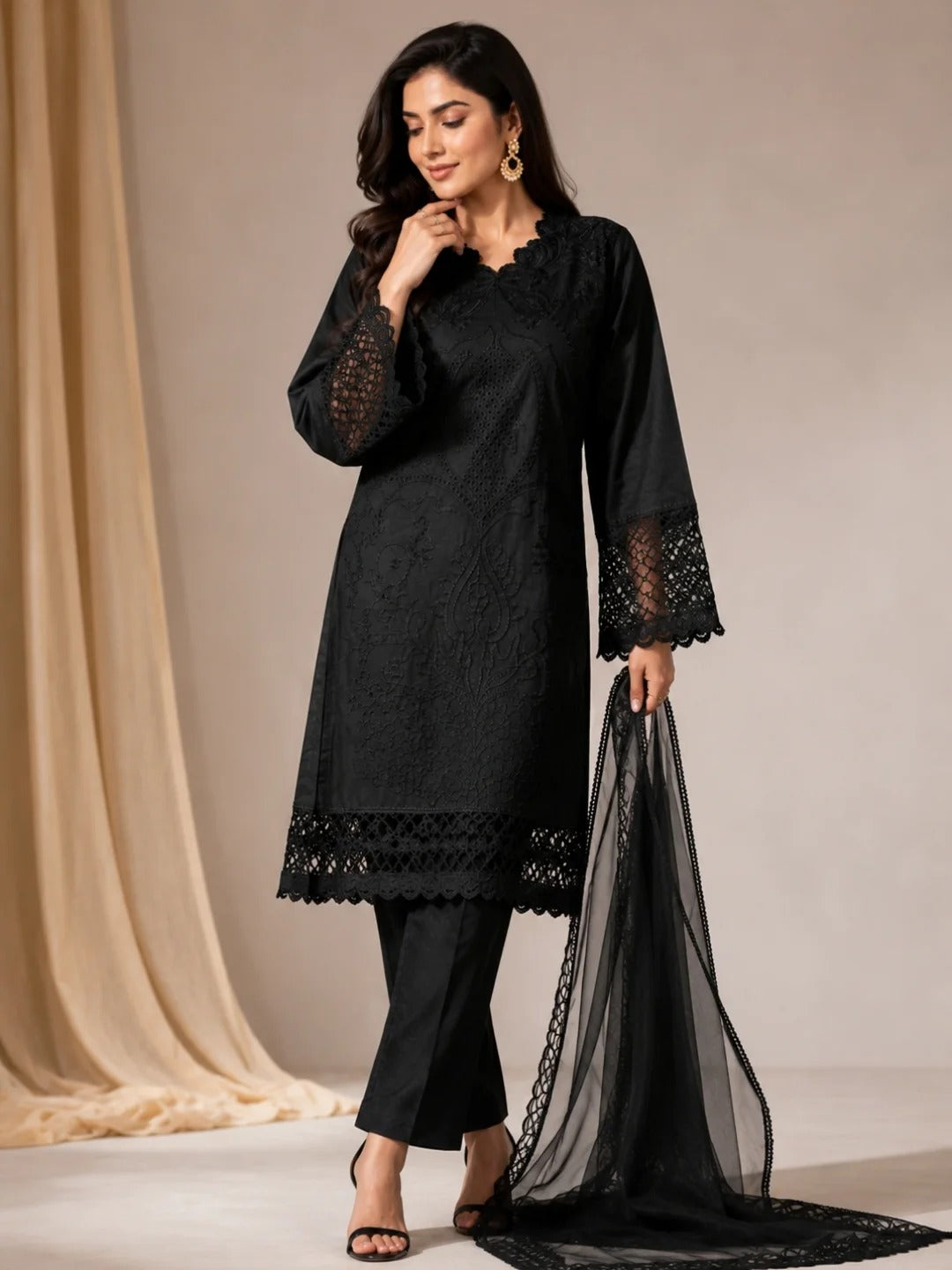 Black Hoor  Embroidered 3-Piece Suit